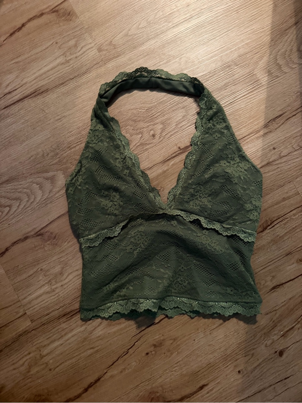 ReoRia Olive Green Lace Halter Bralette Crop Top